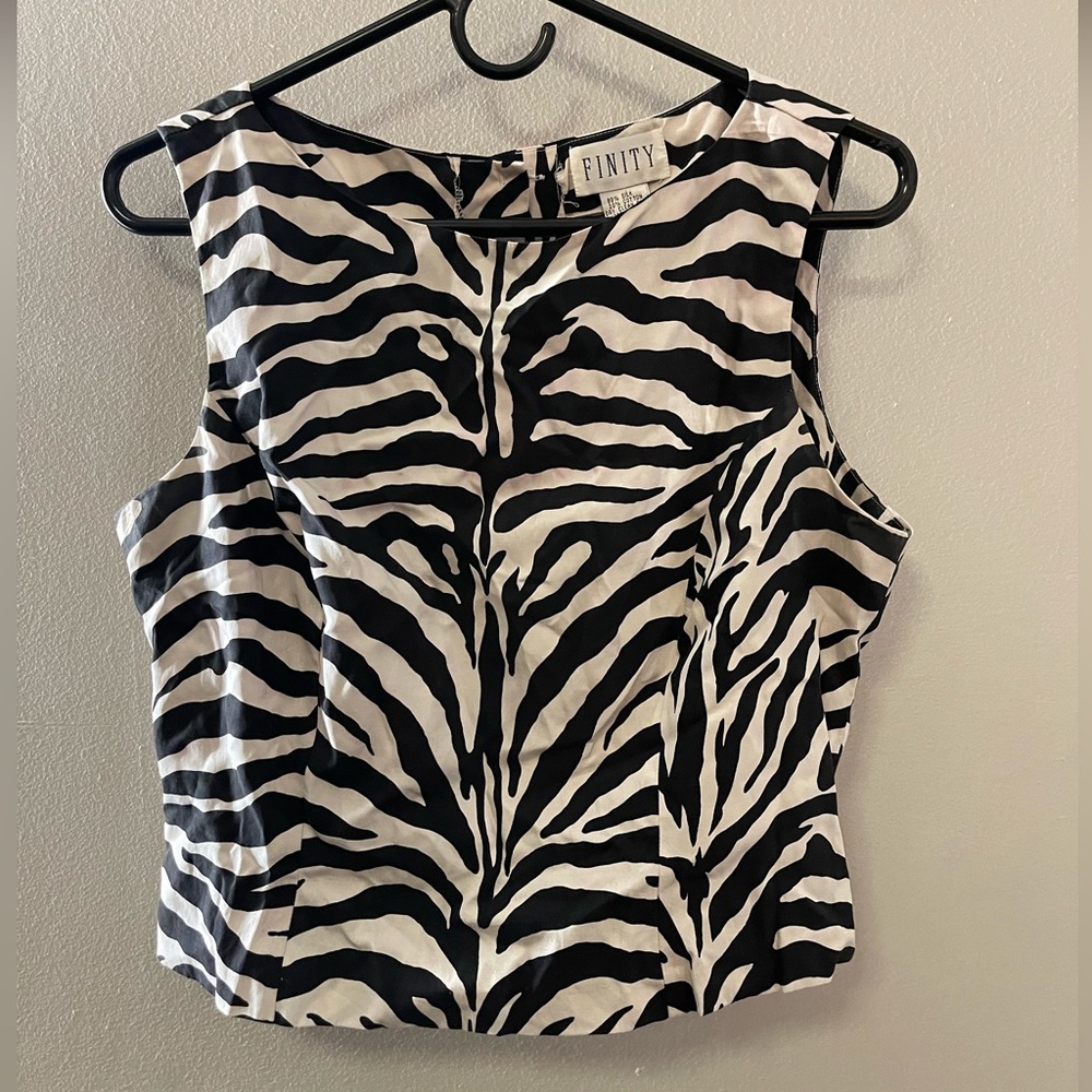 FINITY Vintage 80% silk Zebra Print Tank top
